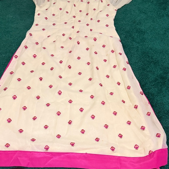 Elegant Pink and Cream Floral kameez with dupatta - Picture 7 of 10